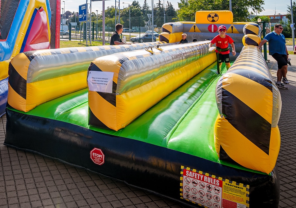 Atrakce Bungee run